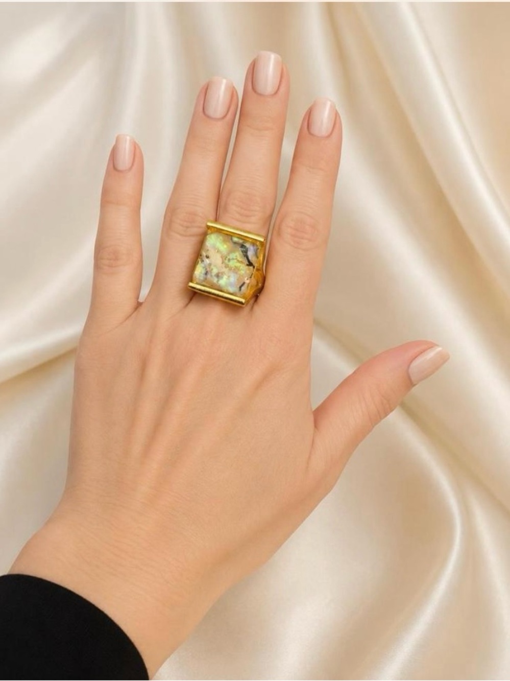 Vintage Lee Sadoughi Bedrock s925 SS Gold Vermeil Abalone Shell in Resin ring